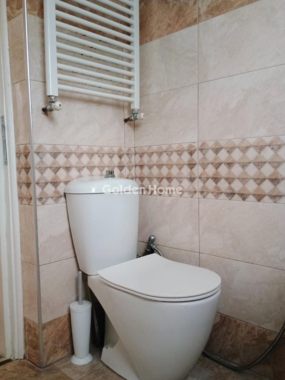 Apartment in Politechnioupoli, Zografou — Photo 13 of 17