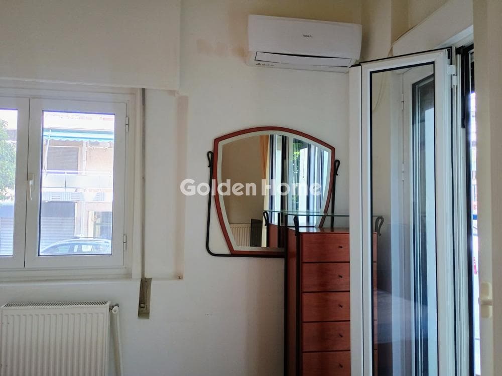 Apartment in Politechnioupoli, Zografou — Photo 5 of 17