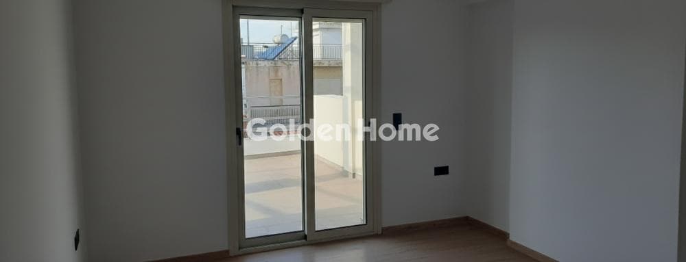 Apartment in Center, Neos Kosmos — Photo 2 of 17