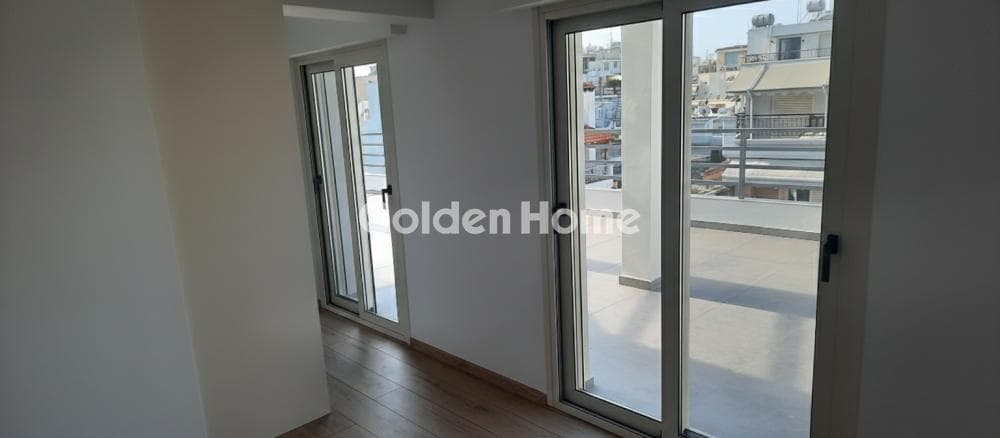 Apartment in Center, Neos Kosmos — Photo 3 of 17