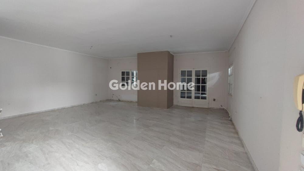 House in Center, Panorama — Photo 45 of 45