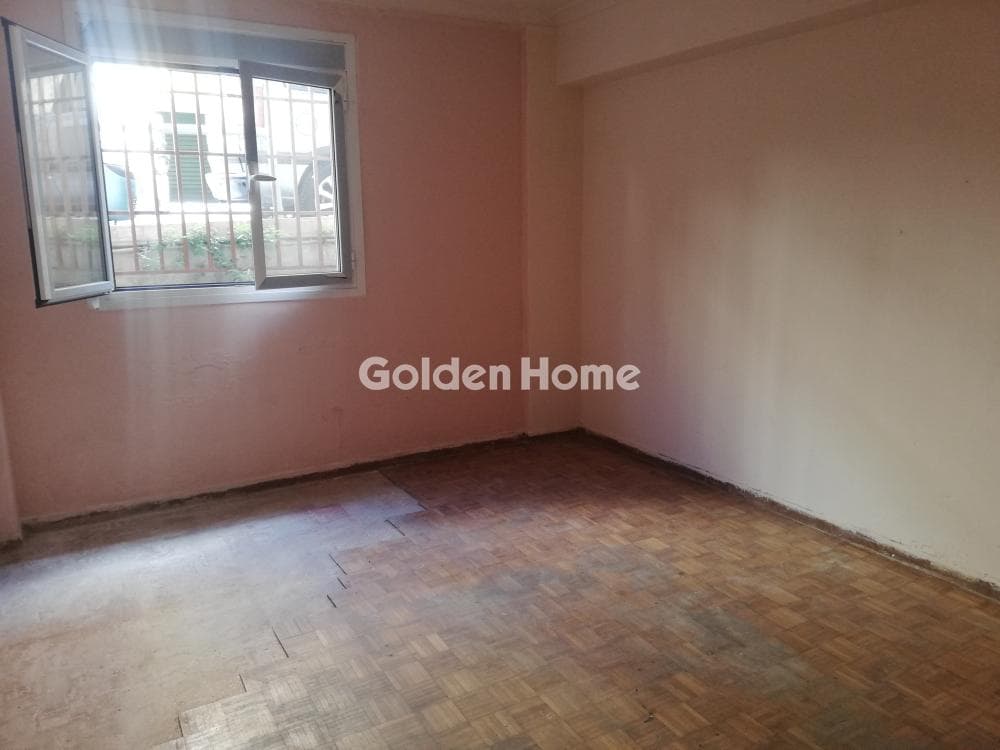 Apartment in Osios Loukas, Patisia — Photo 4 of 15