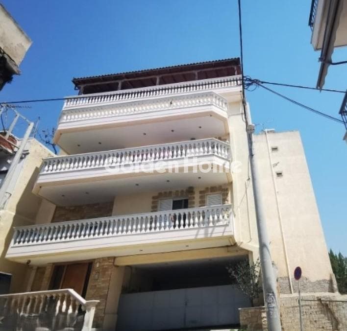 Διαμέρισμα στην Παλαιά Κοκκινιά, Πειραιάς
