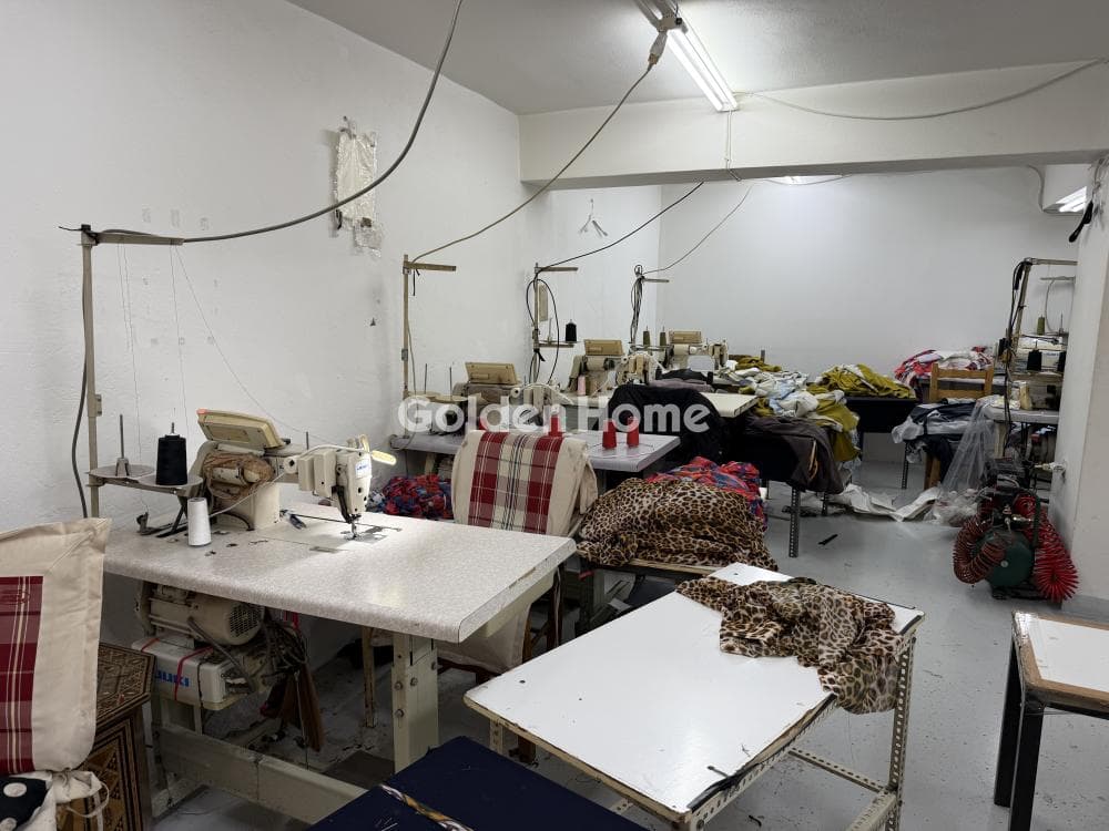 Βιομηχανικός Χώρος στην Αγία Ελεούσα, Καλλιθέα — Φωτογραφία 15 από 24