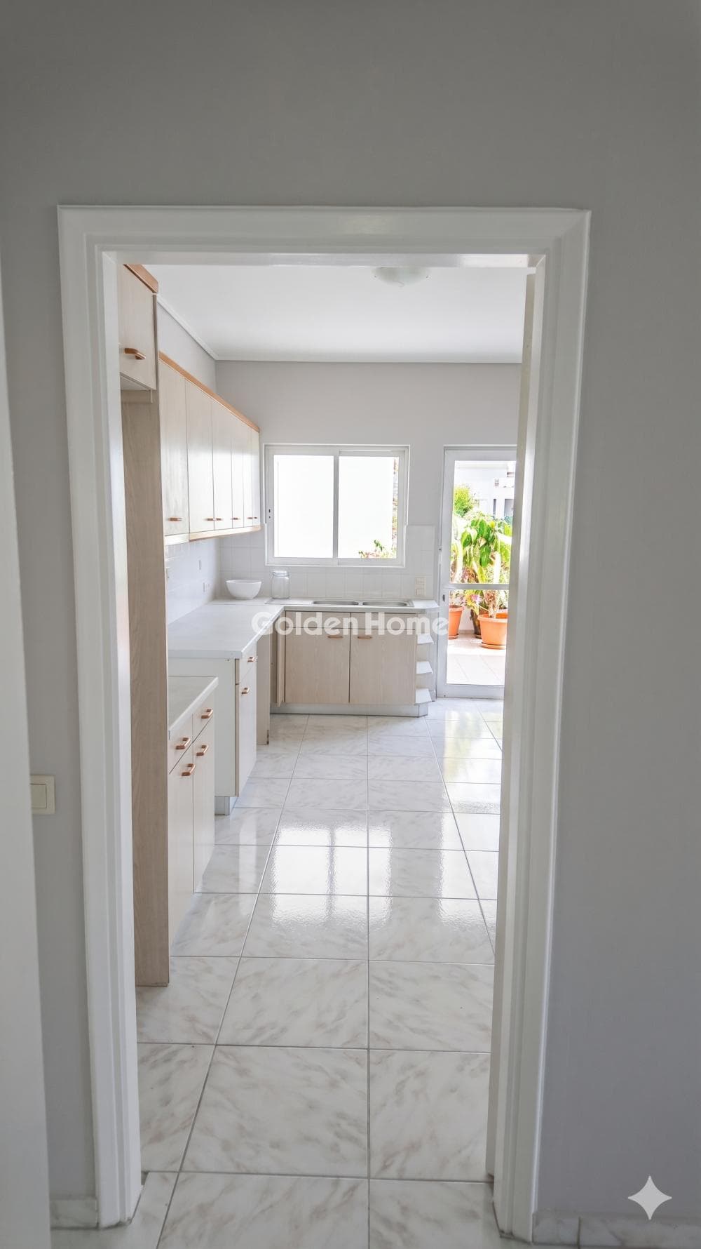 Apartment in Evryali, Voula — Photo 13 of 24