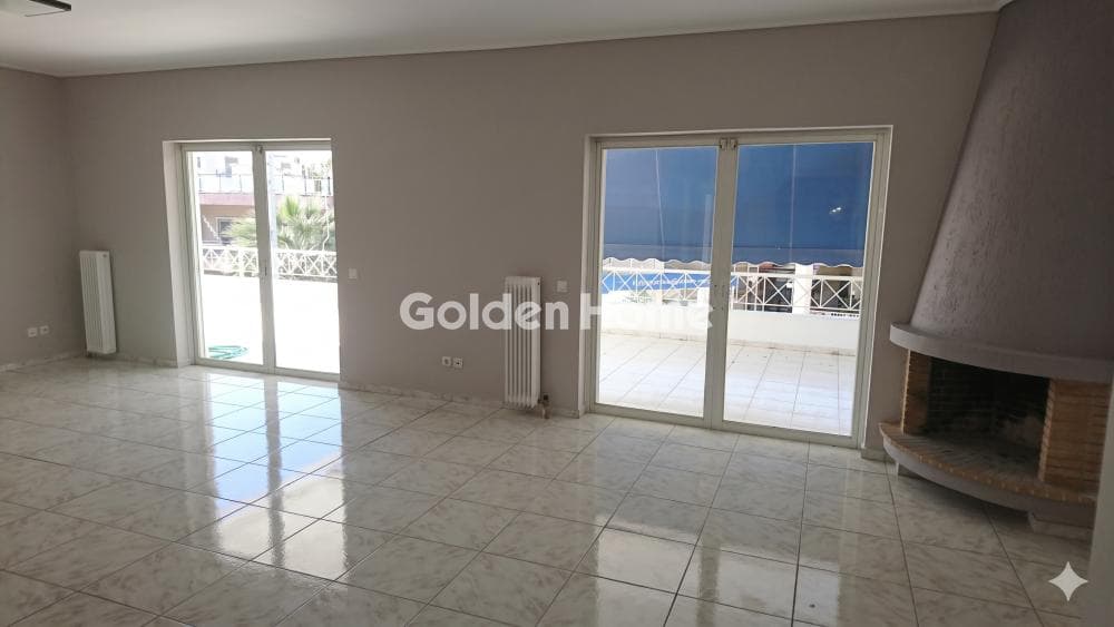 Apartment in Evryali, Voula — Photo 1 of 24