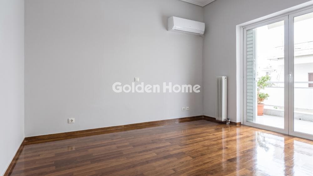 Apartment in Evryali, Voula — Photo 17 of 24