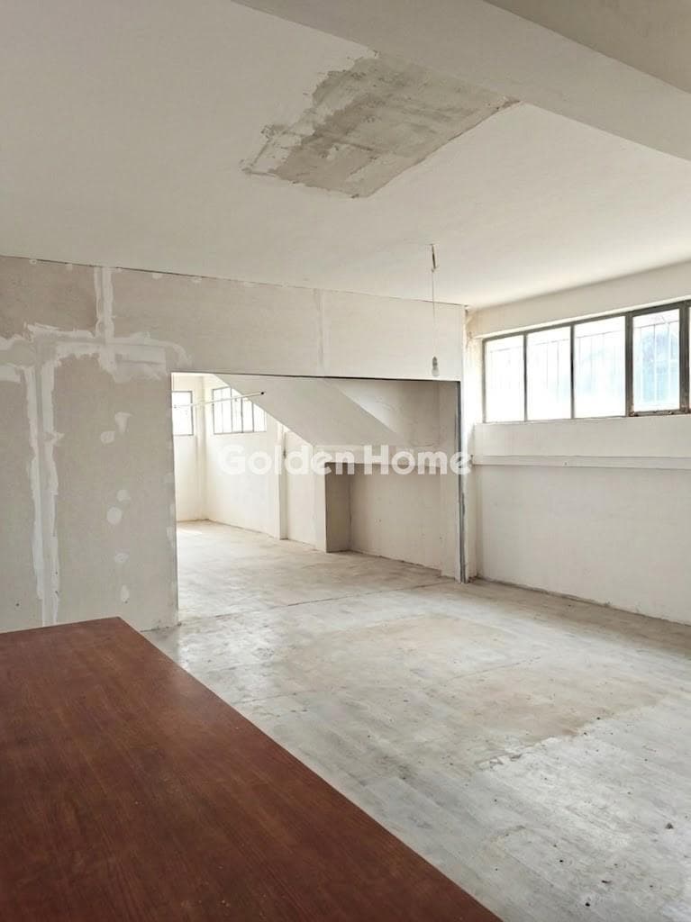 Apartment in Palatiani, Ilion — Photo 2 of 5