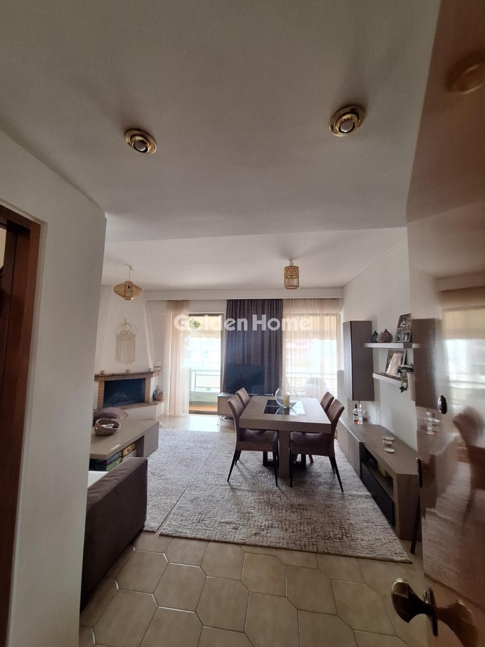 Apartment in Agia Triada, Chaidari — Photo 3 of 13
