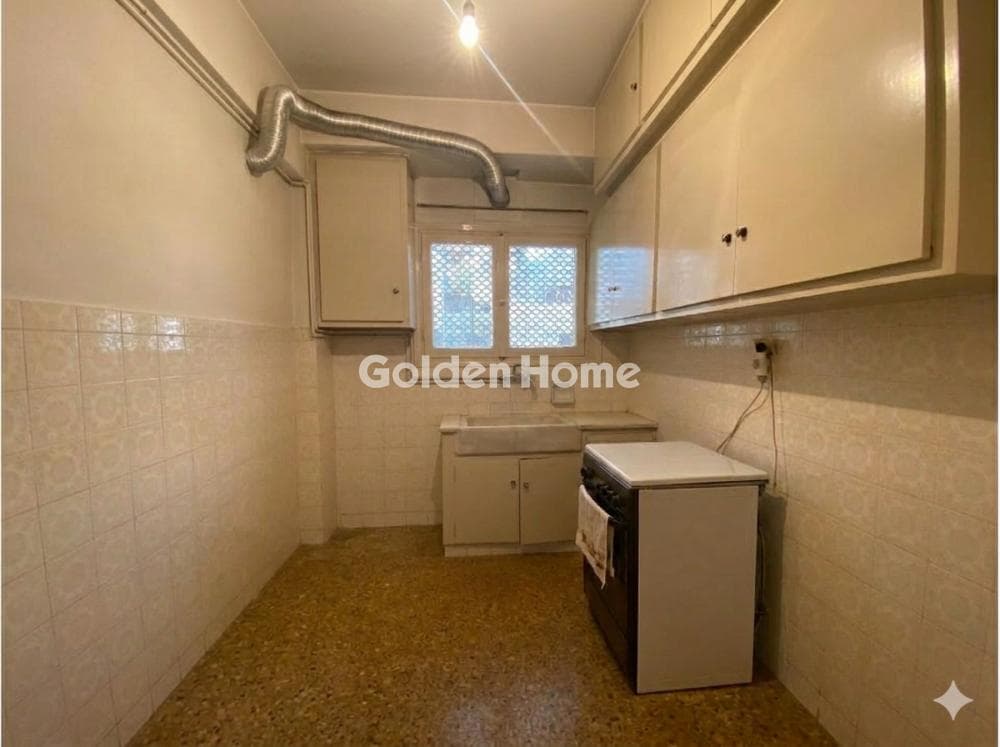 Apartment in Plateia Koliatsou, Patision - Acharnon — Photo 7 of 15