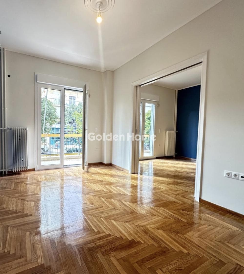 Apartment in Perivolia, Galatsi — Photo 1 of 18