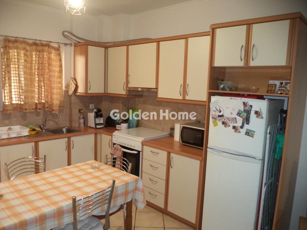 Apartment in Paralia Porovitsas, Akrata — Photo 3 of 19