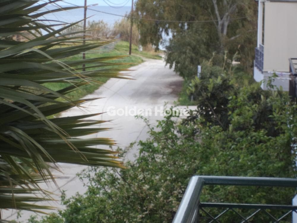 Apartment in Paralia Porovitsas, Akrata — Photo 14 of 19