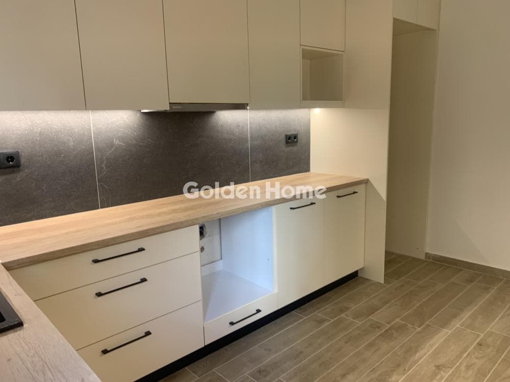 Apartment in Agia Paraskevi, Nea Smyrni — Photo 4 of 29