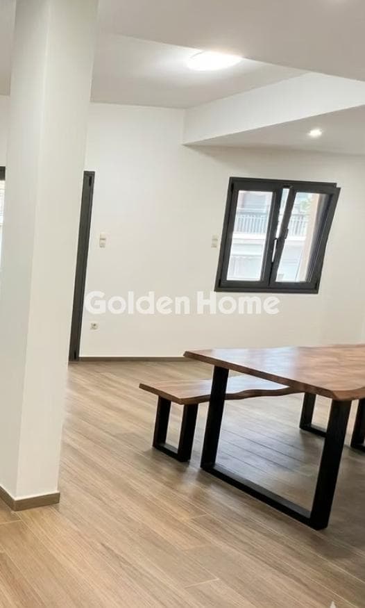 Apartment in Agios Ioannis, Neos Kosmos — Photo 3 of 7