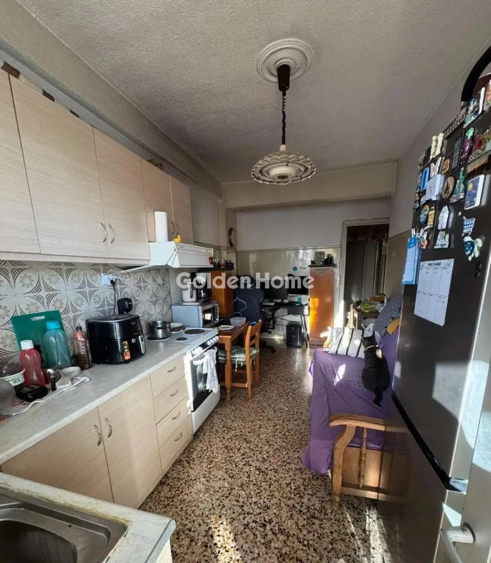 Apartment in Maniatika, Piraeus — Photo 3 of 9