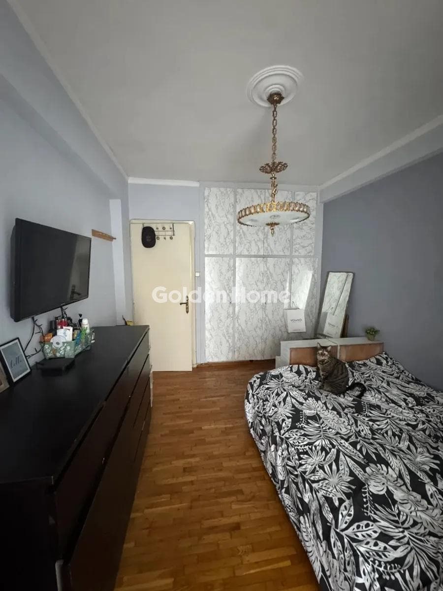 Apartment in Maniatika, Piraeus — Photo 2 of 9