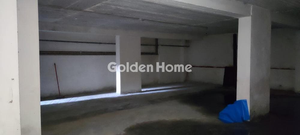 Warehouse in Ionia, Nea Ionia — Photo 11 of 22