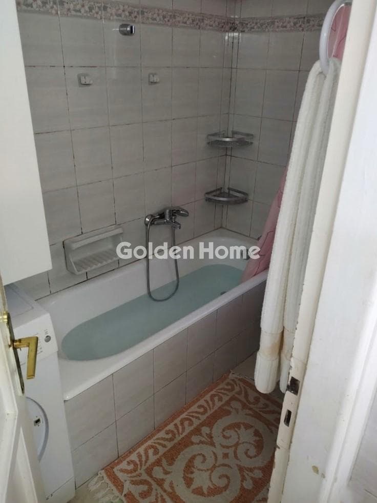 Apartment in Osios Loukas, Patisia — Photo 10 of 14