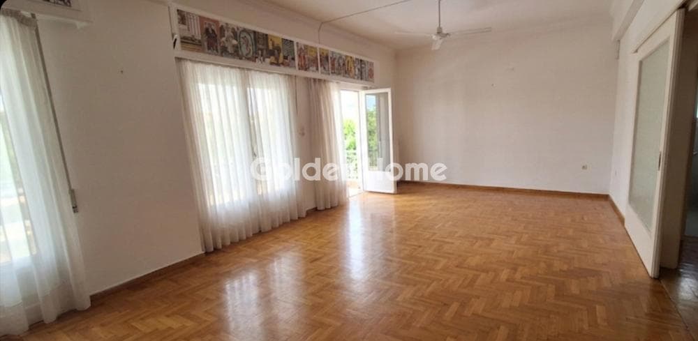 Apartment in Center, Nea Smyrni — Photo 1 of 12