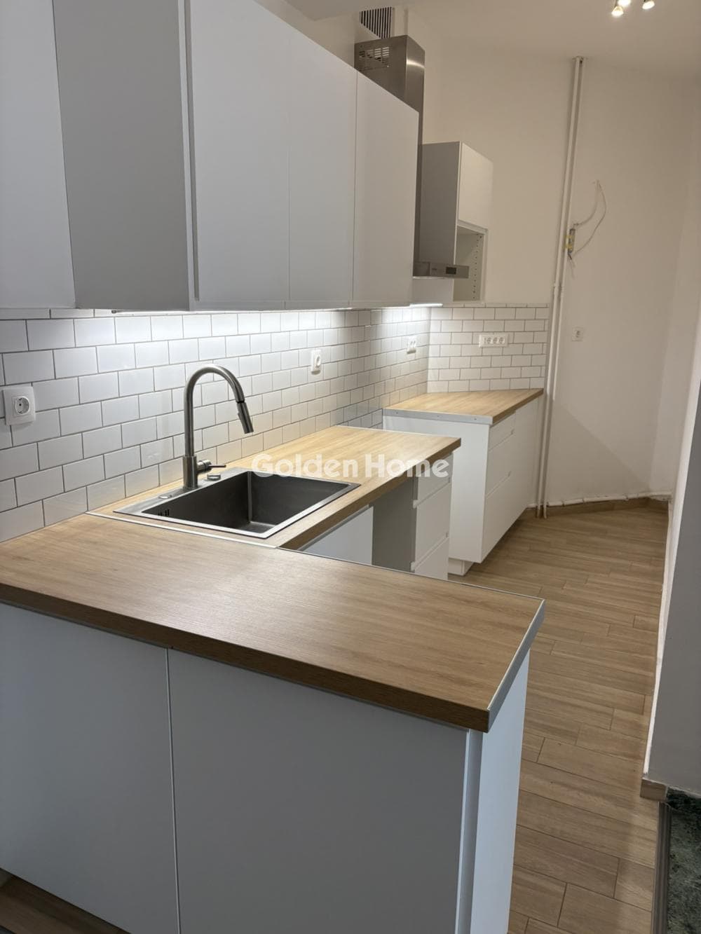 Apartment in Analipsi, Vironas — Photo 3 of 21