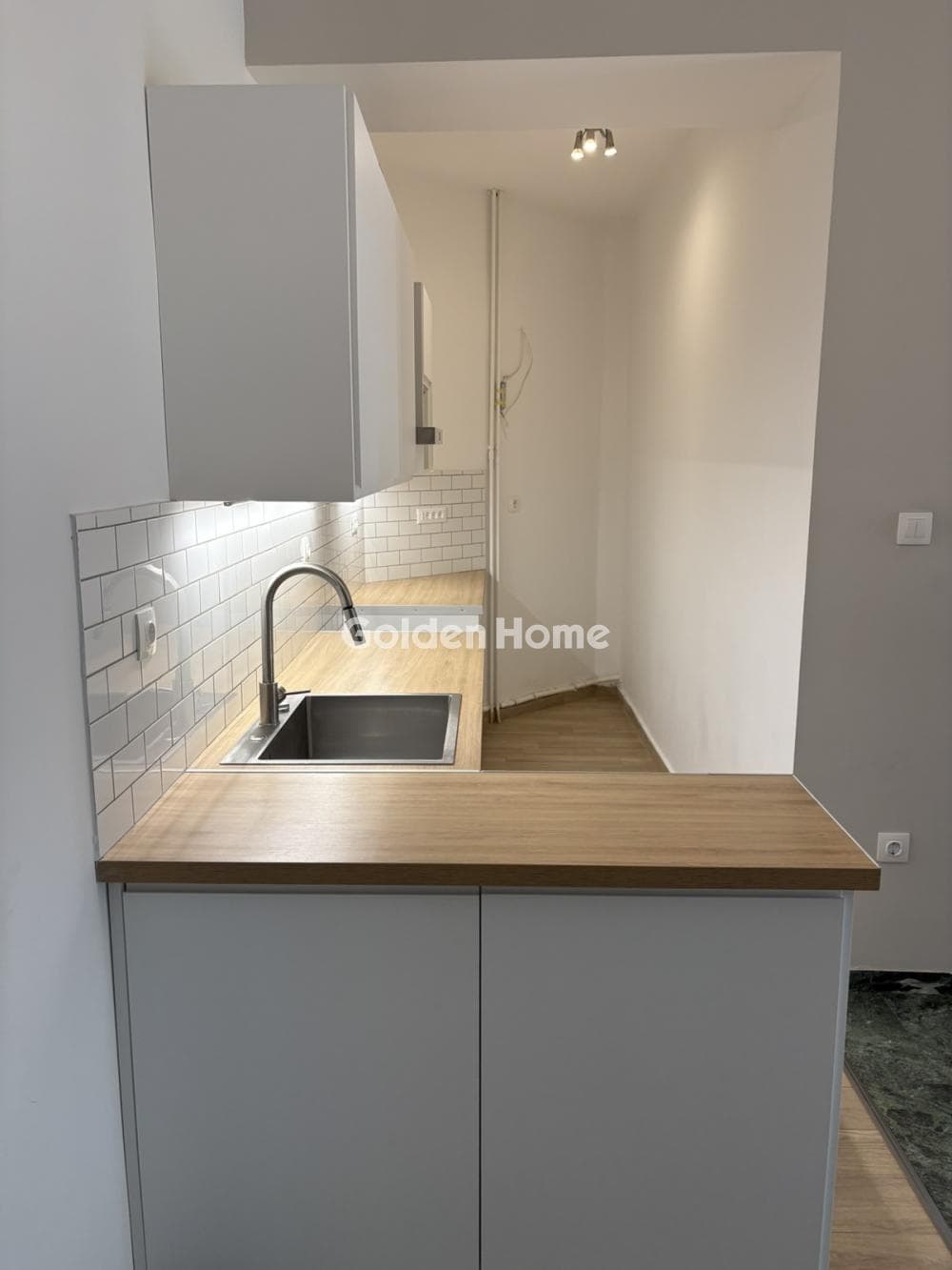 Apartment in Analipsi, Vironas — Photo 18 of 21