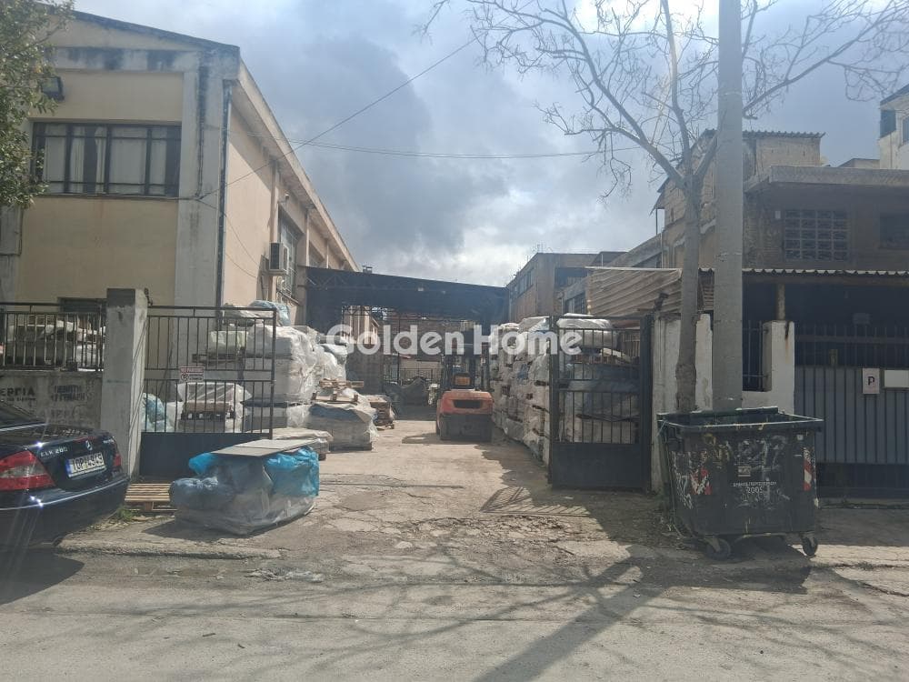 Βιομηχανικός Χώρος στην Λόφος Σκουζέ, Κολωνός - Κολοκυνθούς — Φωτογραφία 9 από 15