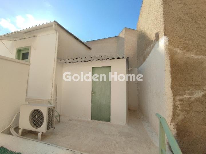 House in Palaia Kokkinia, Piraeus — Photo 25 of 41