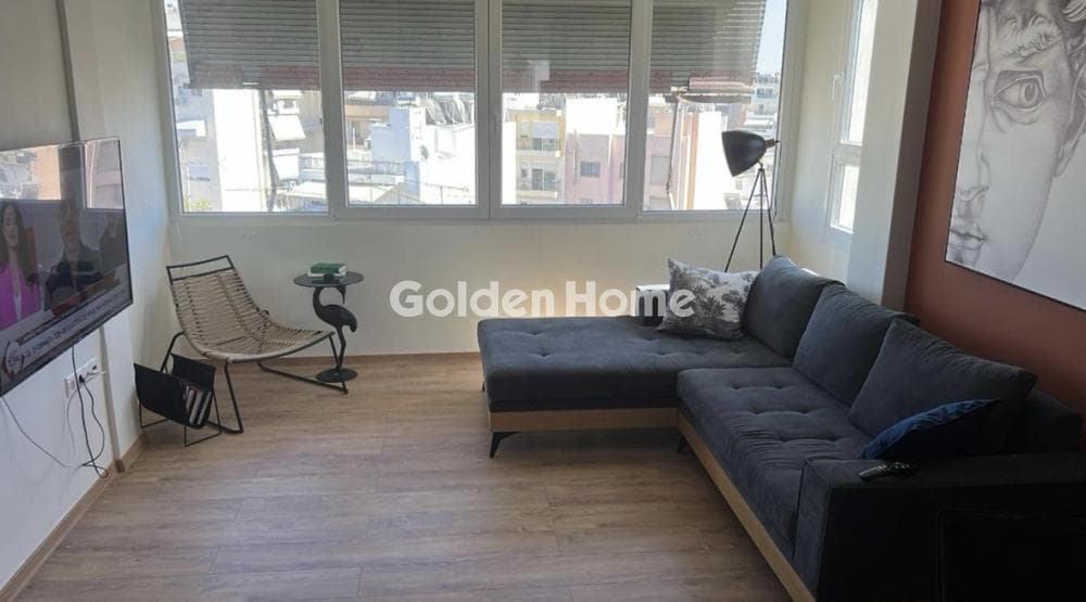 Apartment in Agios Fanourios, Drapetsona — Photo 2 of 17