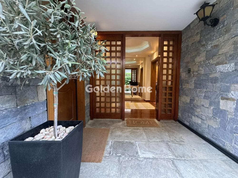 Apartment in Politeia, Nea Erithraia — Photo 1 of 36