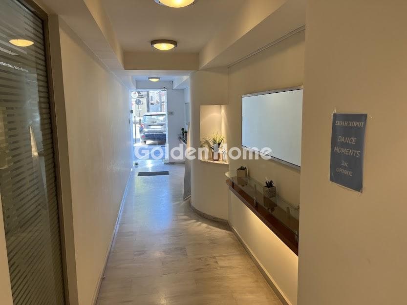 Retail Store in Lykotrypa, Metamorfosi — Photo 6 of 10