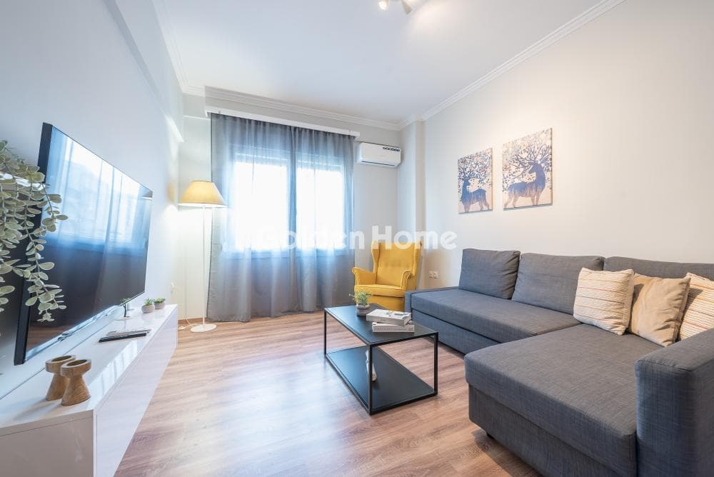 Apartment in Politechneio, Exarchia - Neapoli — Photo 4 of 22