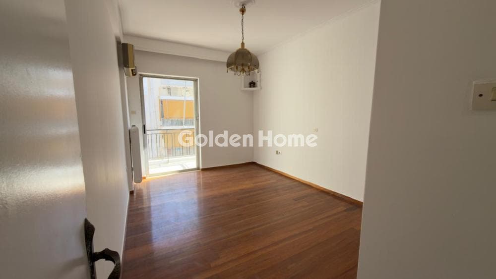 Apartment in Chrisaki, Kalithea — Photo 1 of 32