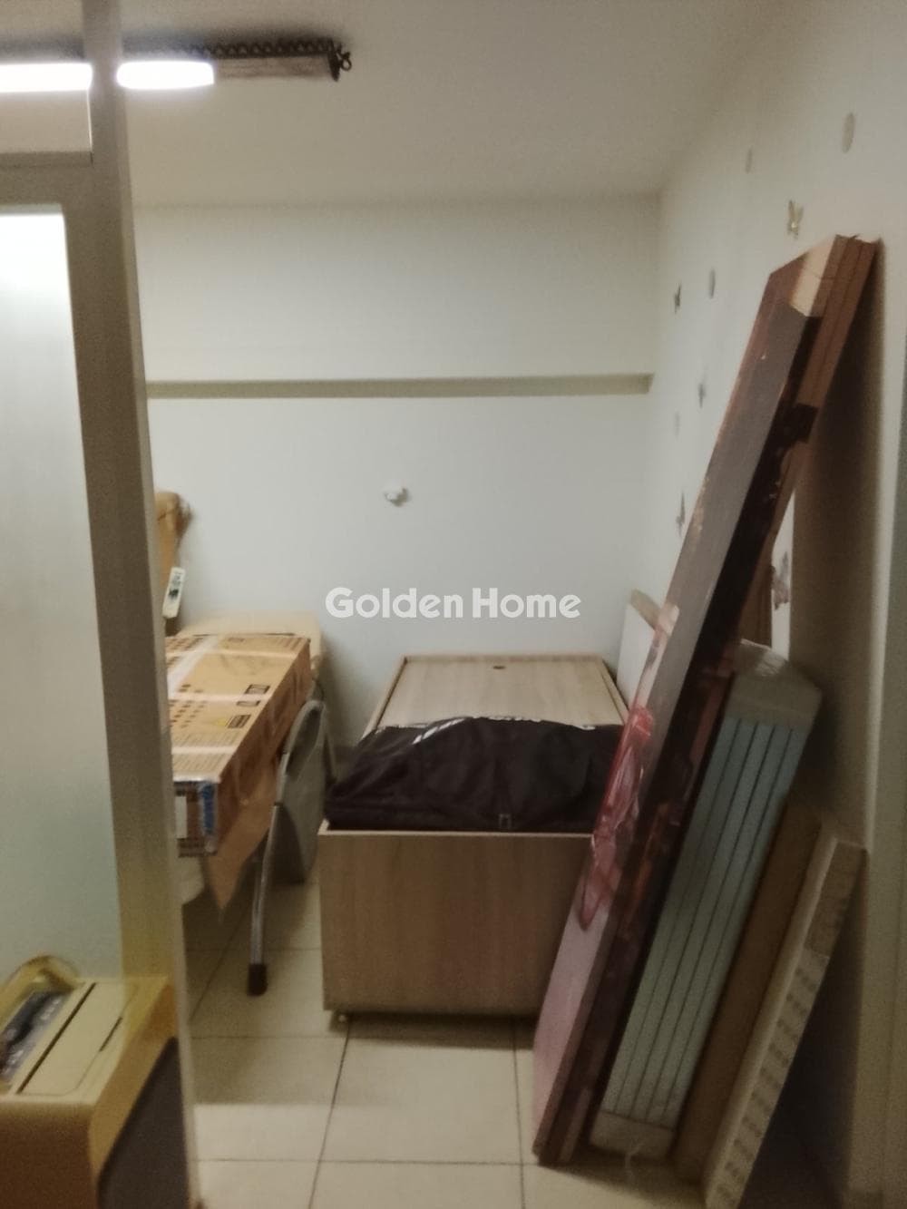 Retail Store in Center, Dafni — Photo 22 of 25