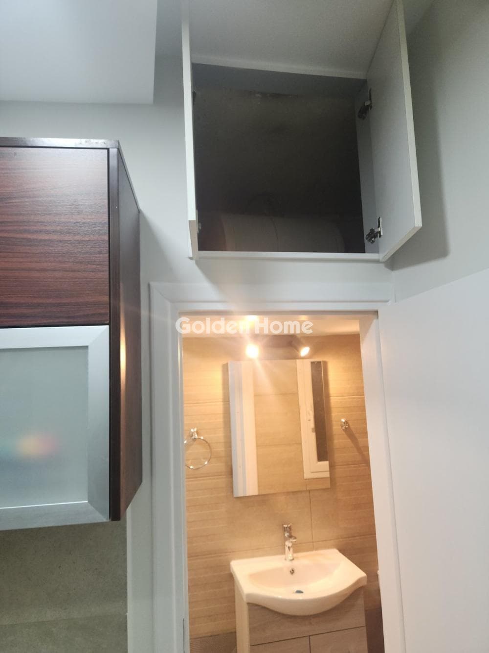 Apartment in Zoodochos Pigi, Vironas — Photo 6 of 7