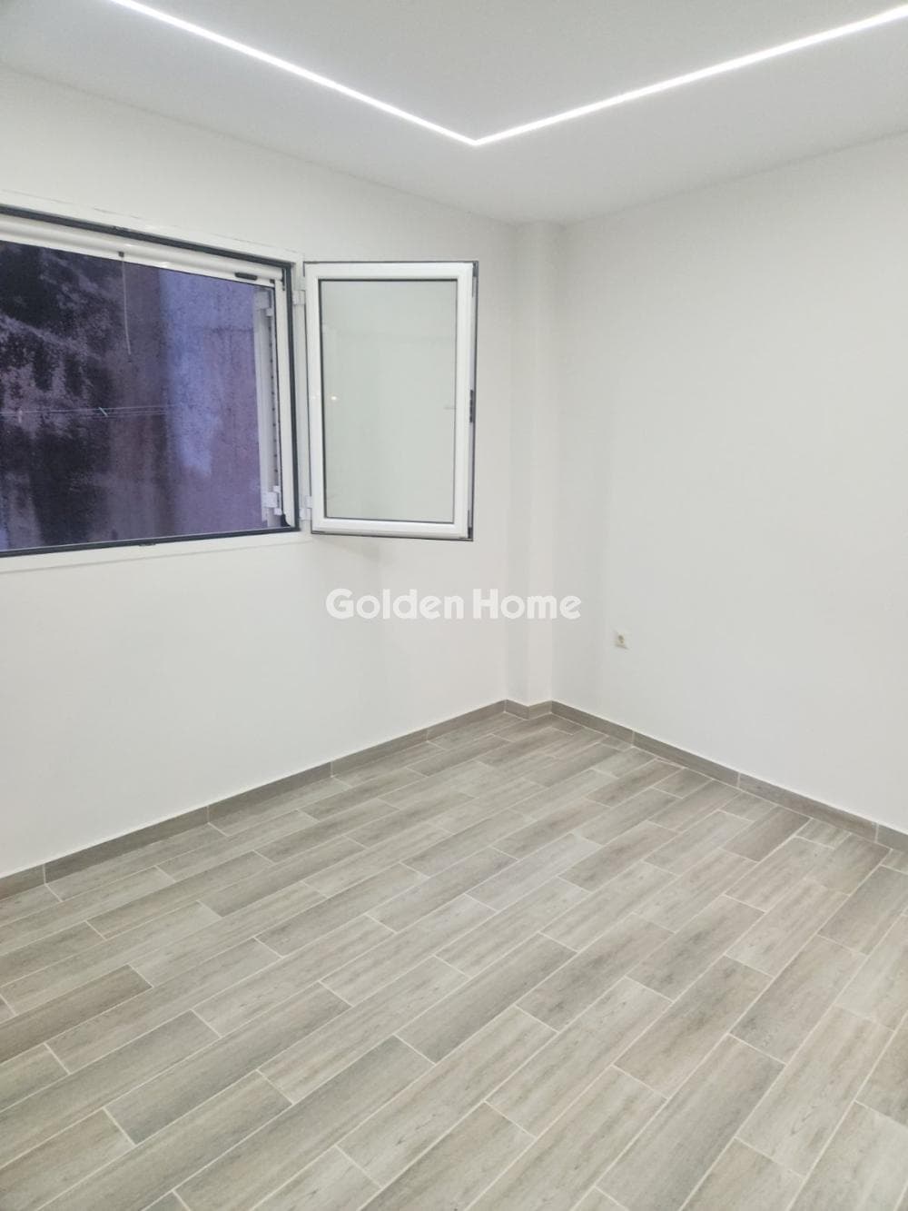 Apartment in Zoodochos Pigi, Vironas — Photo 3 of 7