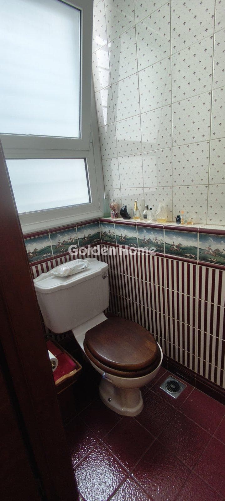 Office in akadimia Platonos, Kolonos - Kolokinthous — Photo 6 of 6