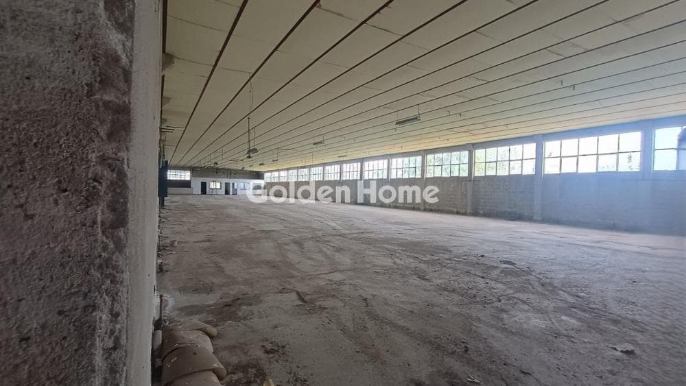 Industrial Space in Plateia Dimokratias, Stavroupoli — Photo 3 of 44