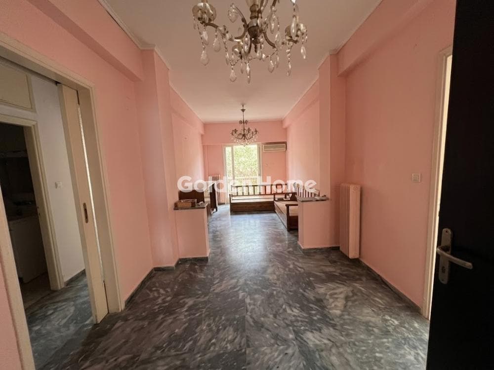 Apartment in Karagianneika, Galatsi — Photo 2 of 5