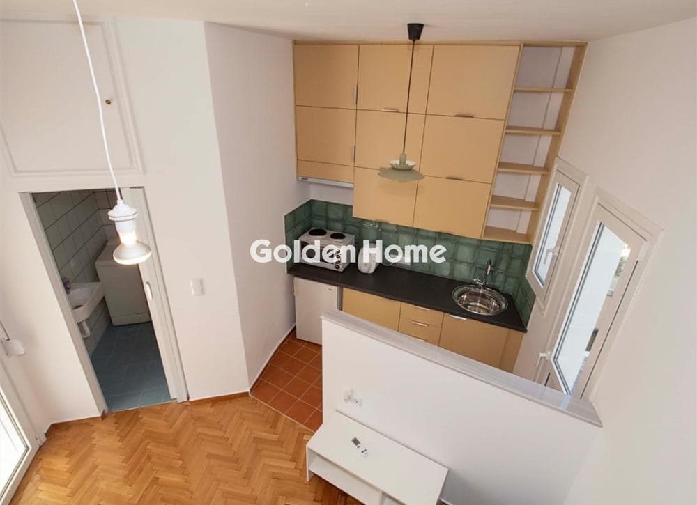 Apartment in Strefi, Exarchia - Neapoli — Photo 2 of 18