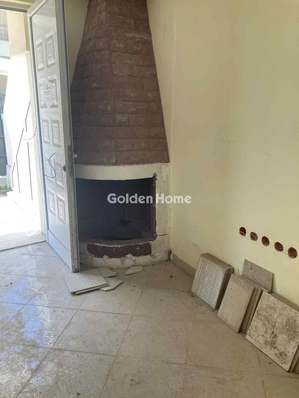 House in Mpalana, Gerakas — Photo 1 of 2