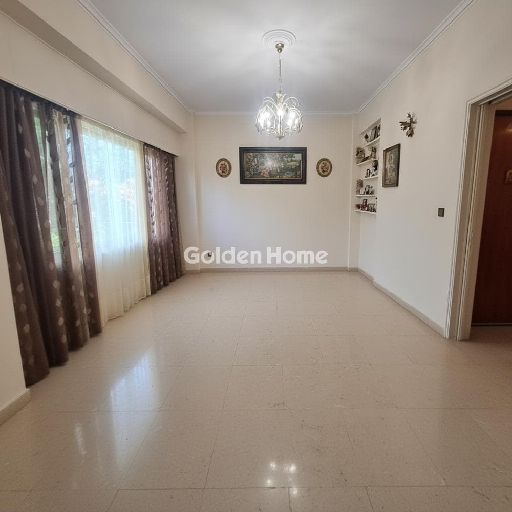 Apartment in Polidroso, Chalandri — Photo 1 of 28