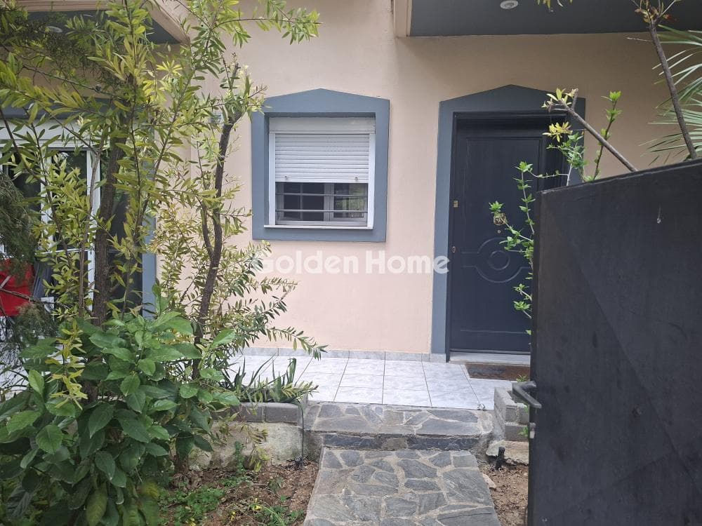Apartment in Paradeisos, Agia Paraskevi — Photo 4 of 14