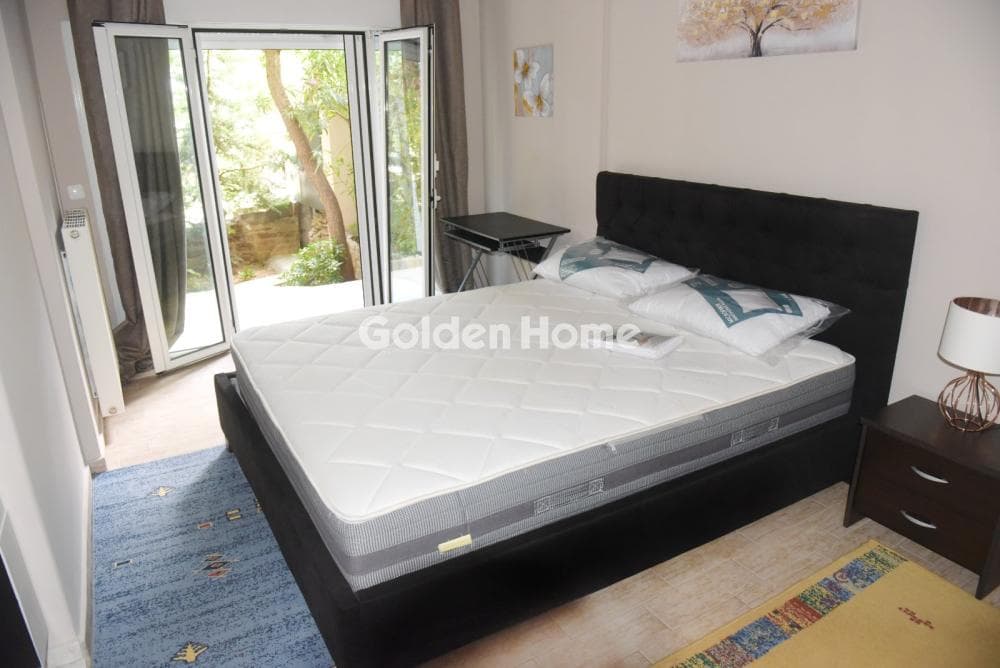 Apartment in Paradeisos, Agia Paraskevi — Photo 7 of 14