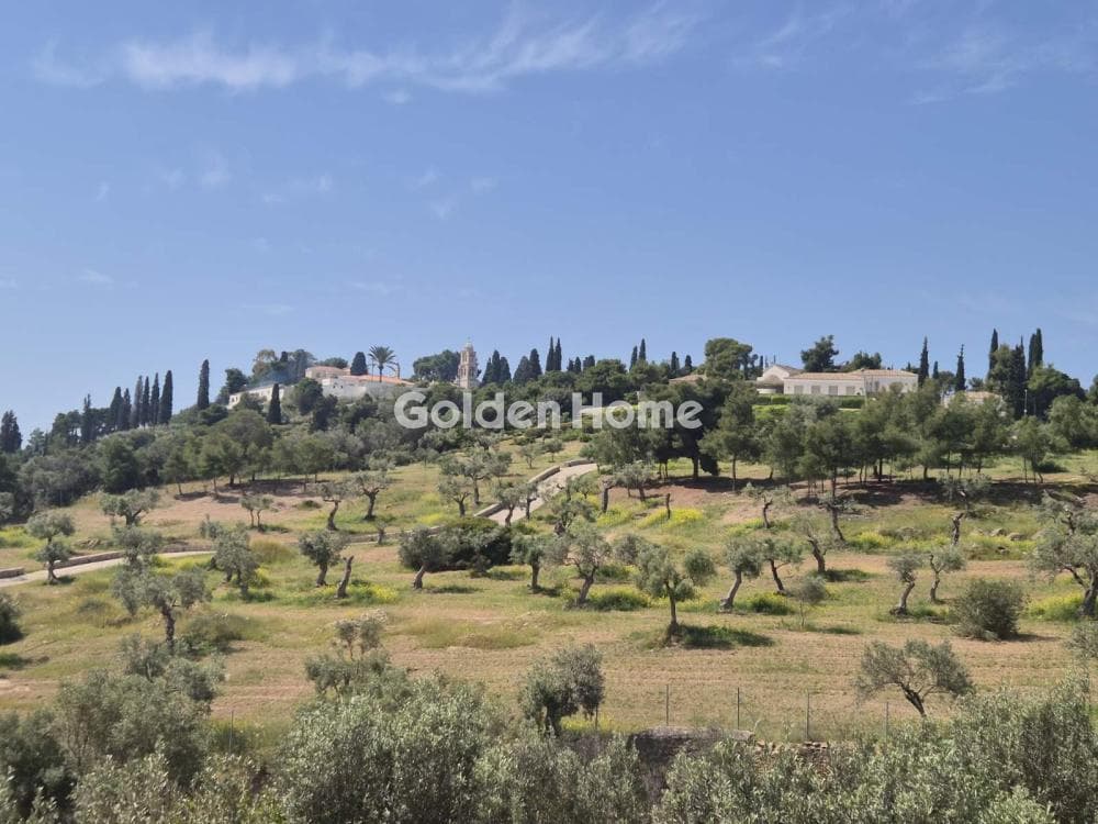 Building Plot in Moni Agion Panton, Spetses — Photo 1 of 5