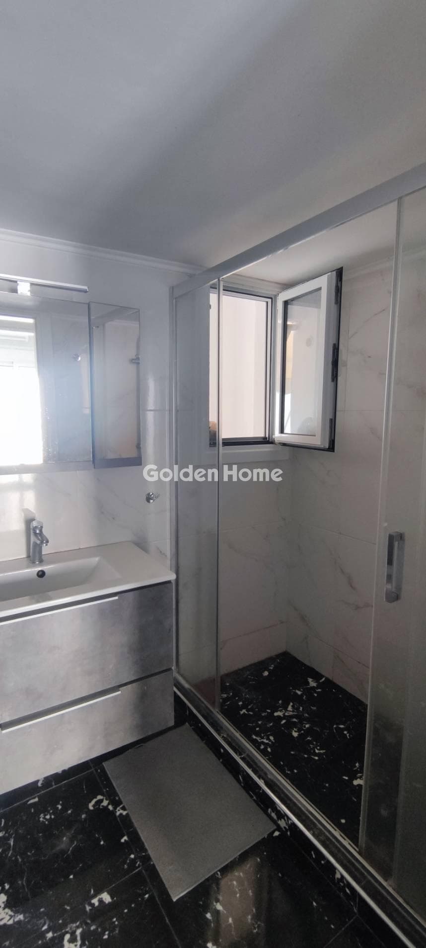 Apartment in Panorama, Dafni — Photo 9 of 12