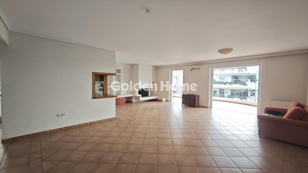 Apartment in Alsos, Nea Smyrni — Photo 2 of 40