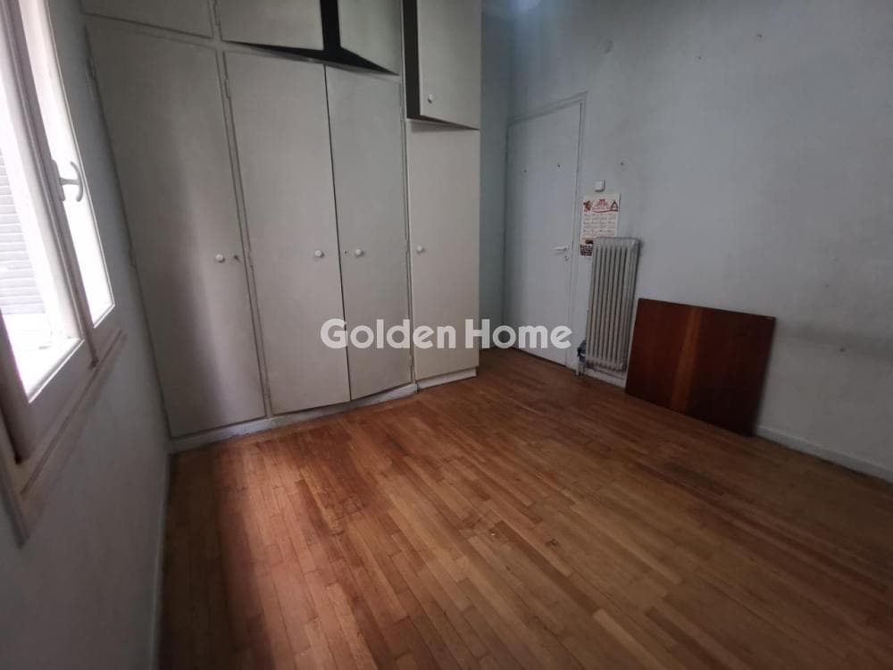 Apartment in akadimia Platonos, Kolonos - Kolokinthous — Photo 1 of 9