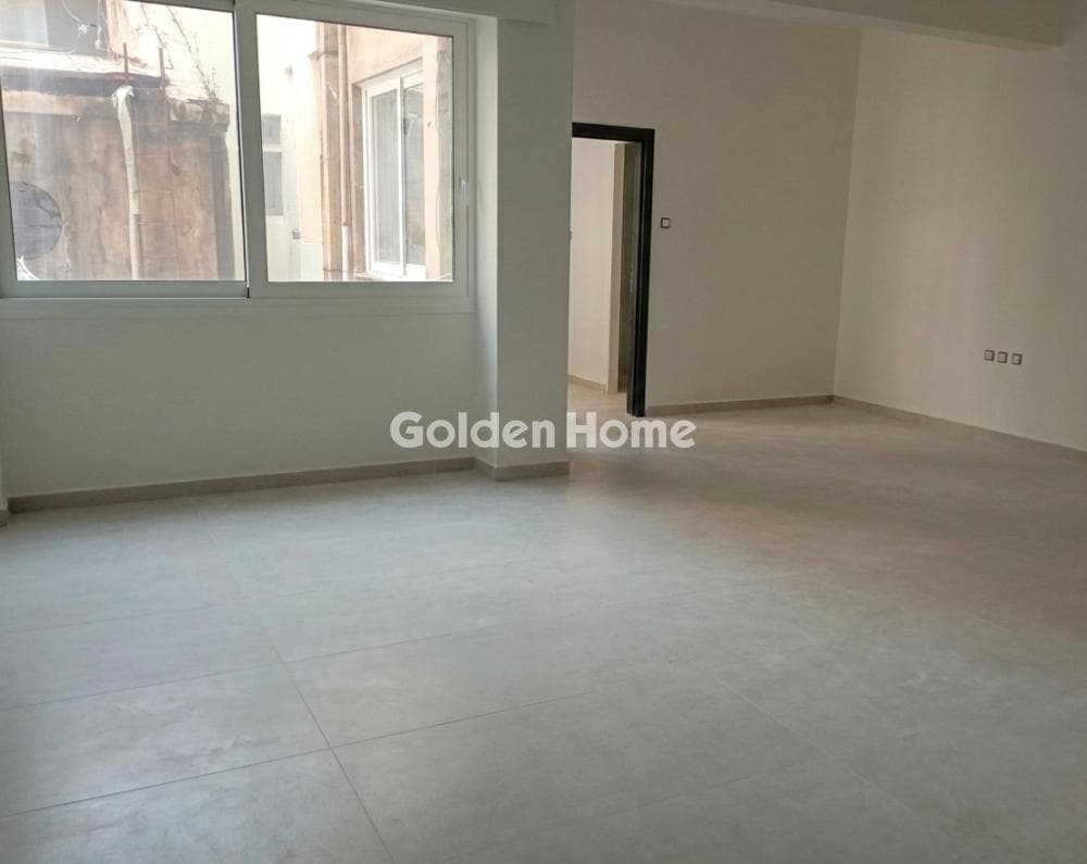 Office in Omonoia, Kentro — Photo 2 of 10