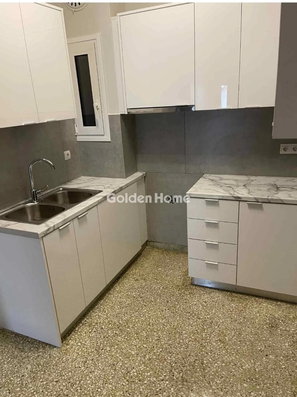 Διαμέρισμα στην Πλατεία Μέμου, Κορυδαλλός — Φωτογραφία 1 από 12